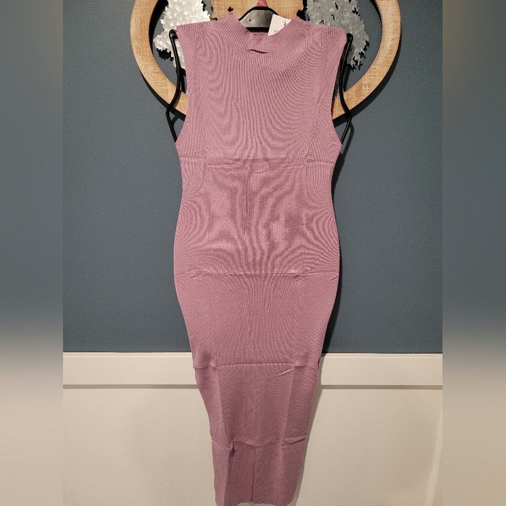 Zessica Sleeveless Long Purple Summer Sweater Dress. Side Slit Sz Large. New.